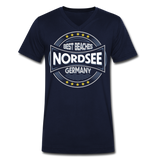 Nordsee Beaches - Männer Bio-T-Shirt mit V-Ausschnitt von Stanley & Stella - Navy