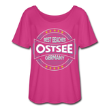 Ostsee Beaches - Frauen T-Shirt mit Fledermausärmeln von Bella + Canvas - Fuchsiarot