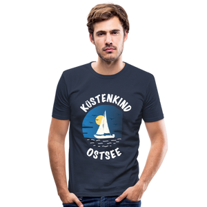 Küstenkind Ostsee - Männer Slim Fit T-Shirt - Navy