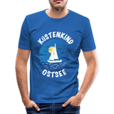 Küstenkind Ostsee - Männer Slim Fit T-Shirt - Königsblau