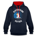 Küstenkind Ostsee - Kontrast-Hoodie - Navy/Rot