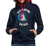 Küstenkind Ostsee - Frauen Kontrast-Hoodie - Navy/Rot