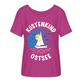 Küstenkind Ostsee - Frauen T-Shirt mit Fledermausärmeln von Bella + Canvas - Fuchsiarot