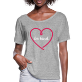 Heart be kind - Frauen T-Shirt mit Fledermausärmeln von Bella + Canvas - Grau meliert