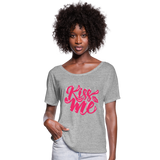 Kiss me fonts - Frauen T-Shirt mit Fledermausärmeln von Bella + Canvas - Grau meliert