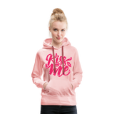 Kiss me fonts - Frauen Premium Hoodie - Kristallrosa